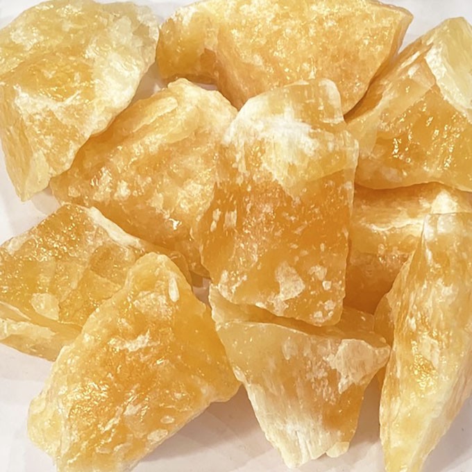 Pierre Brut En Citrine