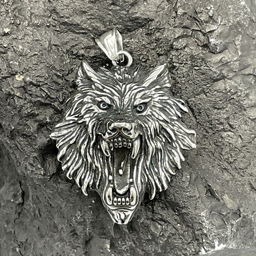 Pendentif Acier Inoxydable Tete Loup Furieux