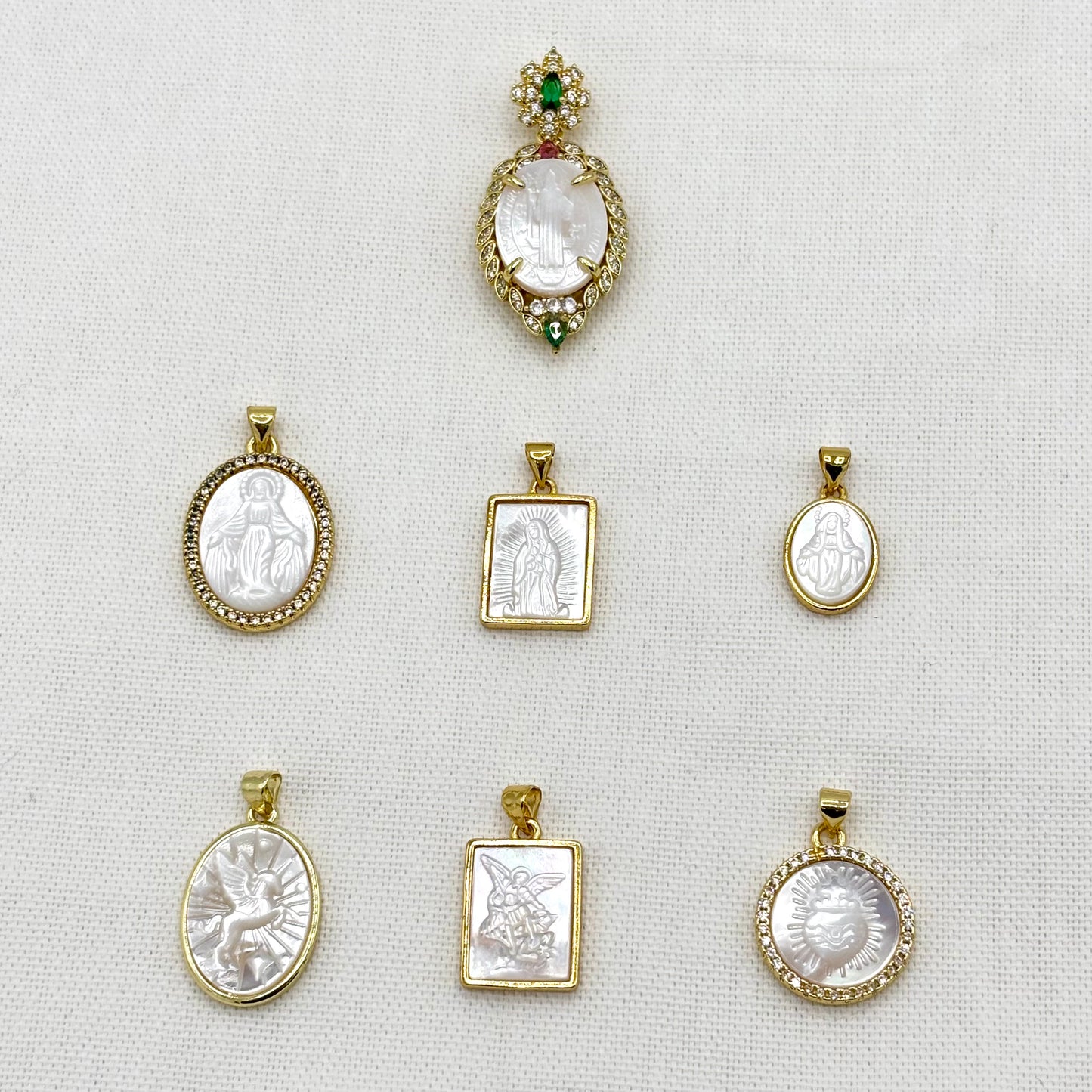 Pendentif Vierge Marie Nacre Laiton
