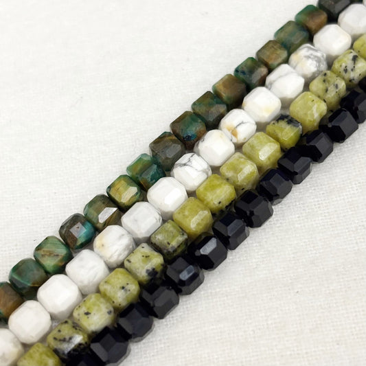 Collier Pierre Naturelle Facettée Carré