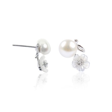 SILVER EARRING PEARL AND FLOWER