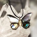 COLLIER pendentif papillon et en abalone avec cordon noir