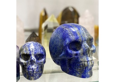 tête de mort objet décoratif en lapis lazulis