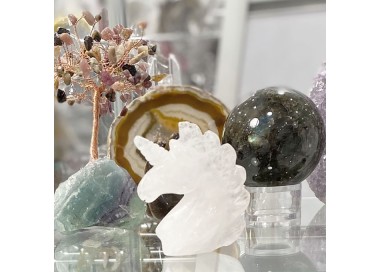 Licorne objet décoratif en cristal de roche