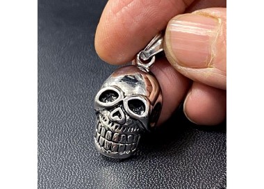 Pendentif acier inoxydable tête de mort