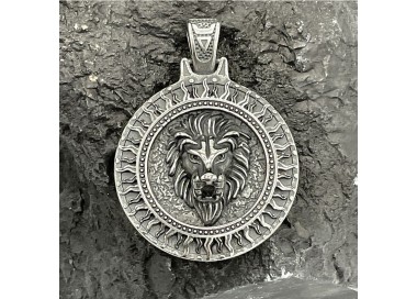 Pendentif acier inoxydable tete lion sur medaille