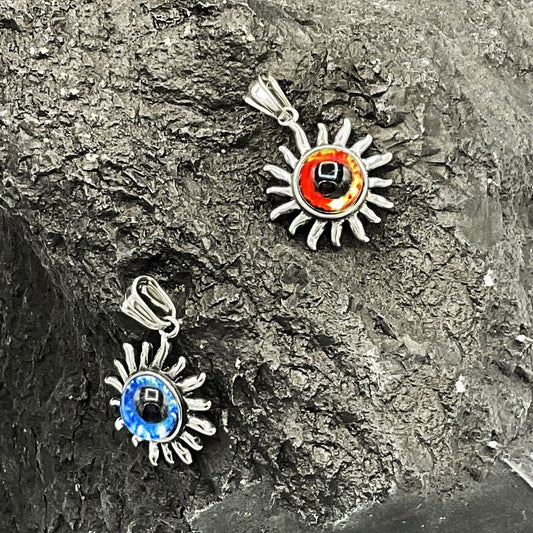 Pendentif Acier Inoxydable L'Oeil Rouge Et Bleu