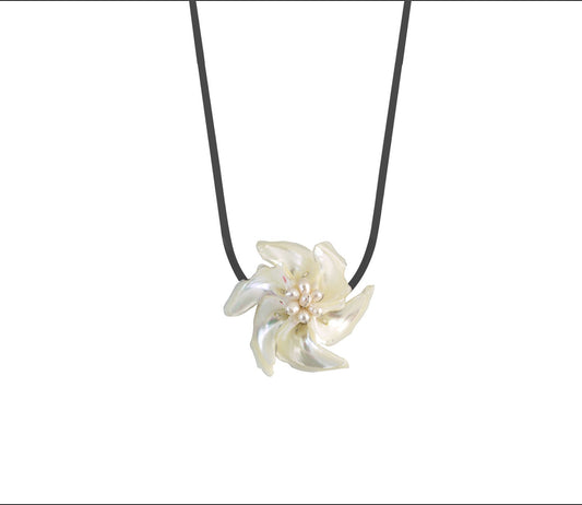 Collier Nacre