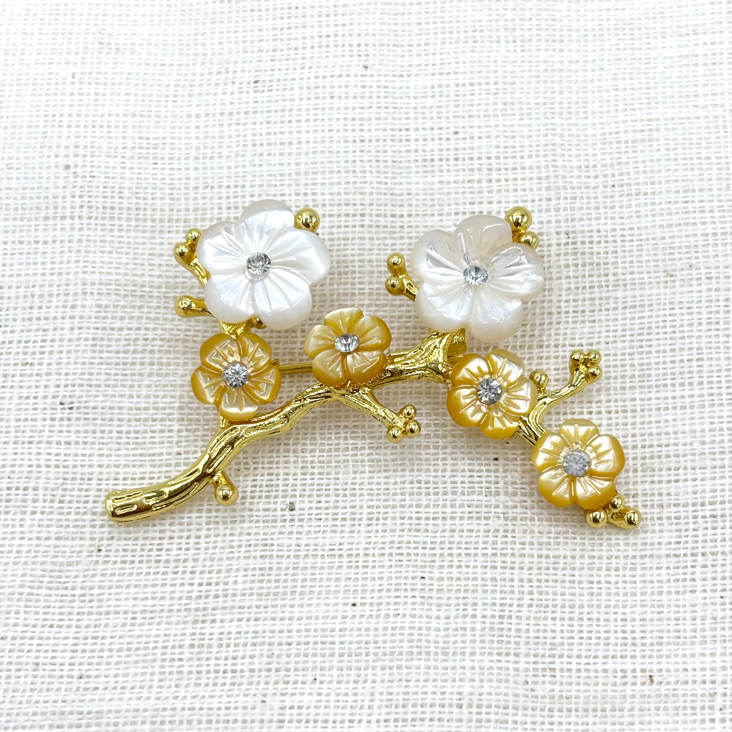 Broche Fleurs Strass Acier Inoxydable Doré