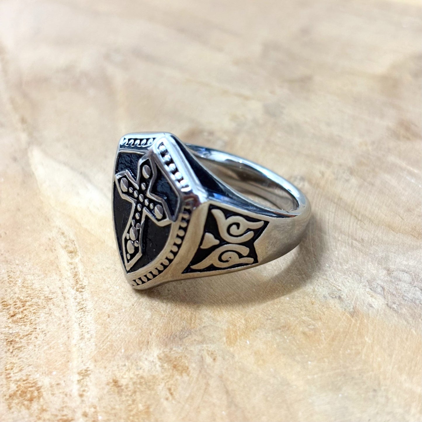 Bague Chevalière Acier Inoxydable Blason Croix