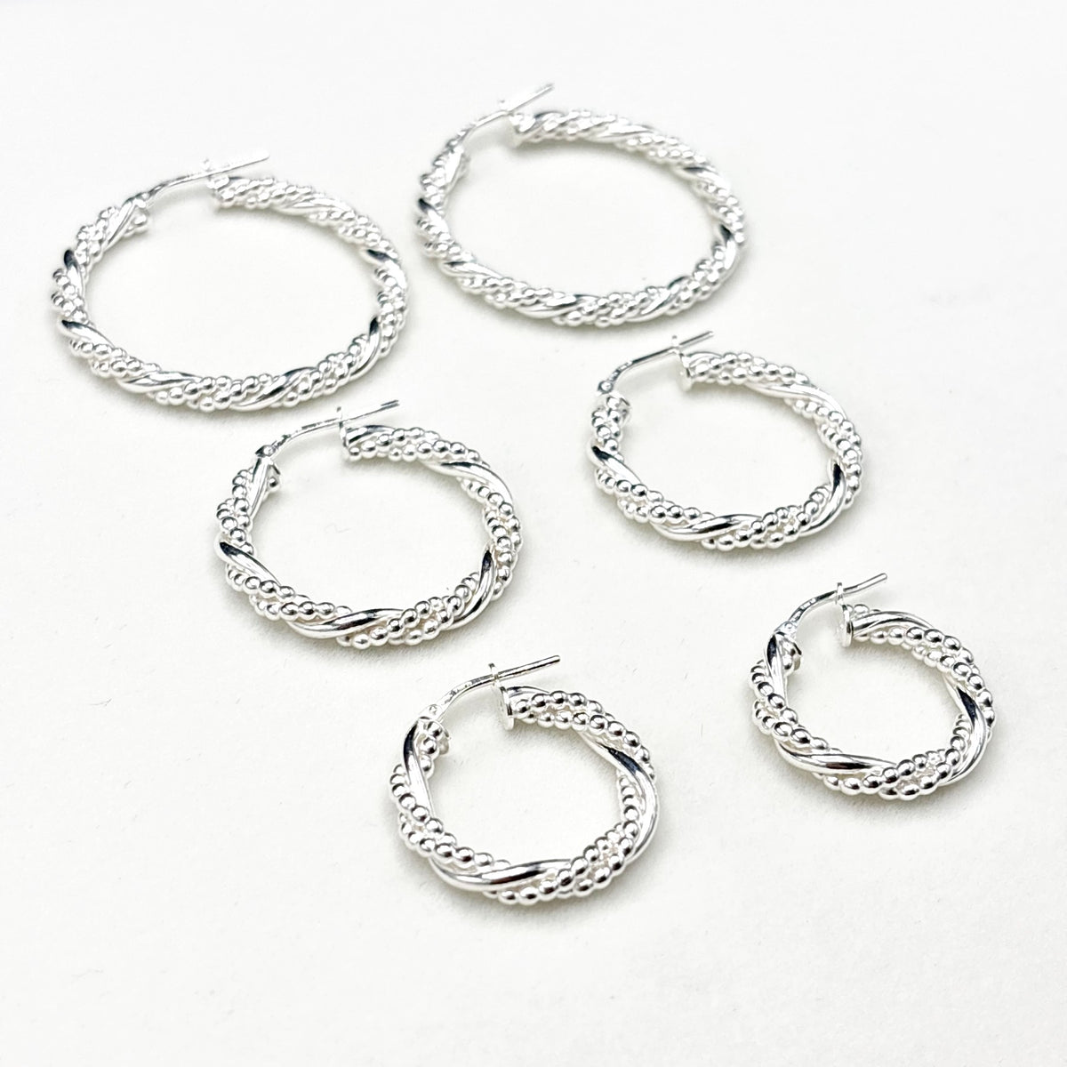 Boucles D'oreilles Créoles Argent 925 Torsadées & Perlées