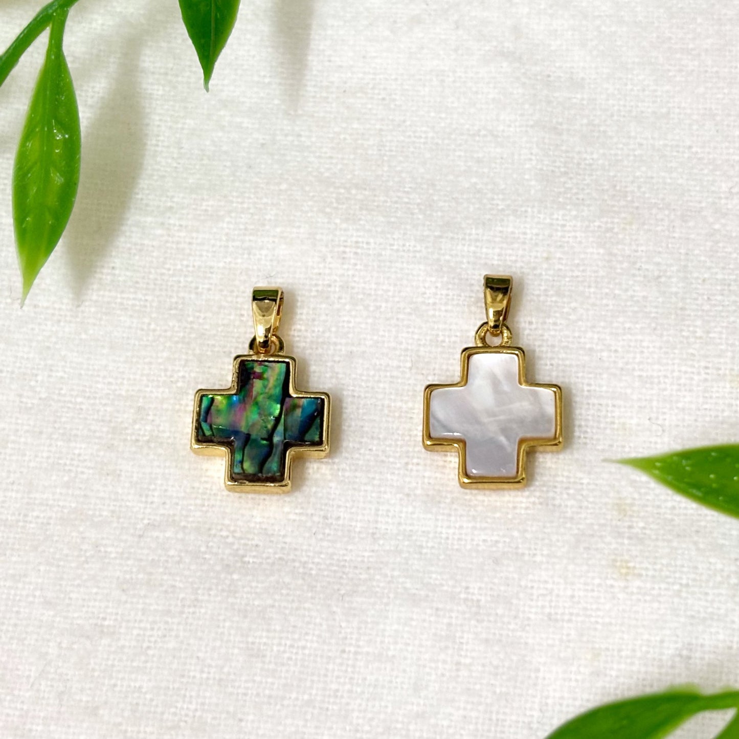 Pendentif Nacre Abalone Croix