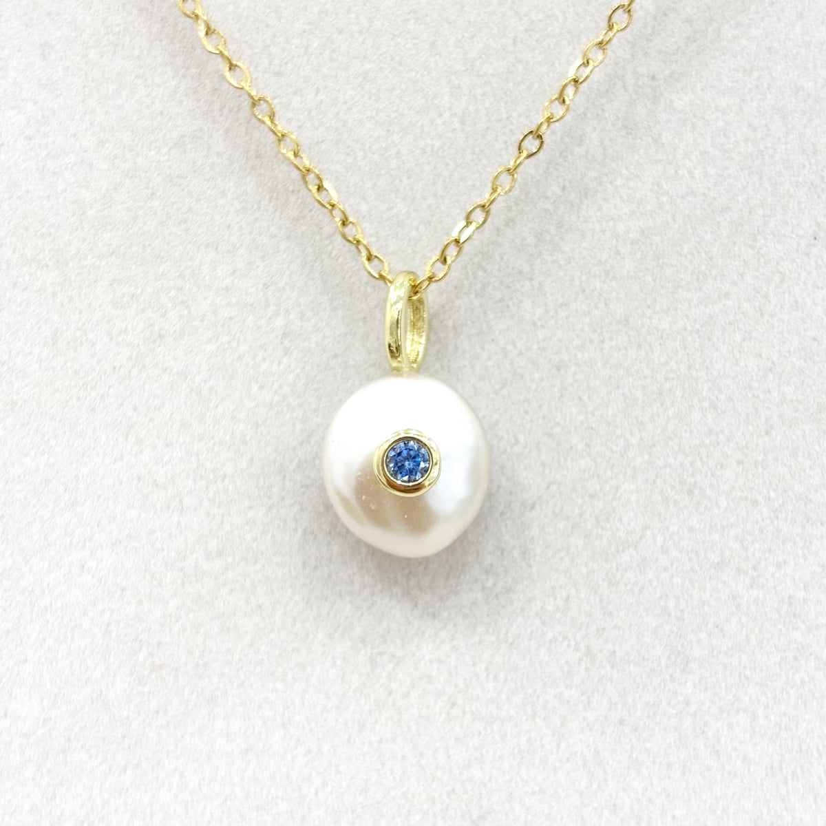 Pendentif Perle Verre Teinté Laiton